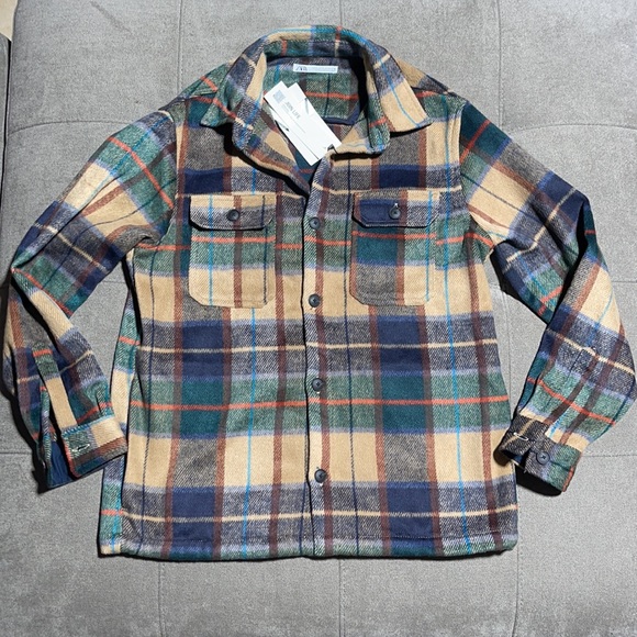❌SOLD❌🥰🥰ZARA Plaid Overshirt🥰🥰 - Picture 1 of 10